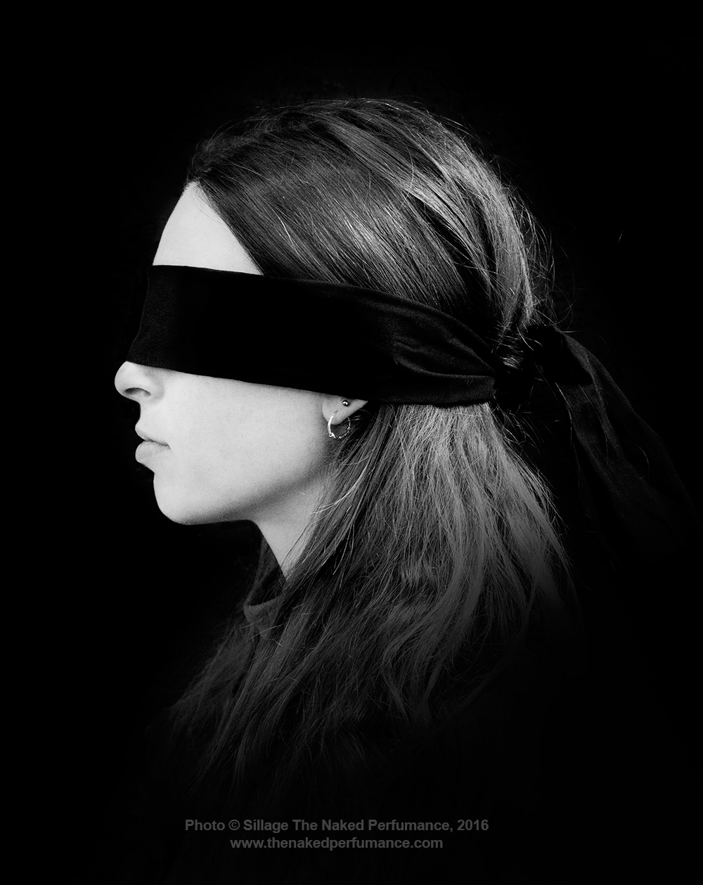 Blindfolded-Woman-3